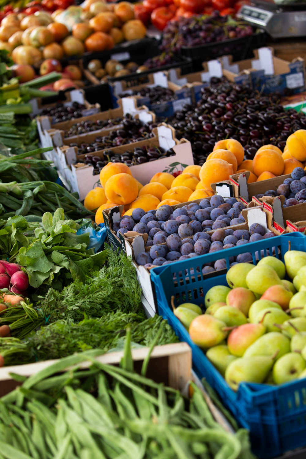 cerca-verduras-maduras-deliciosas (1)